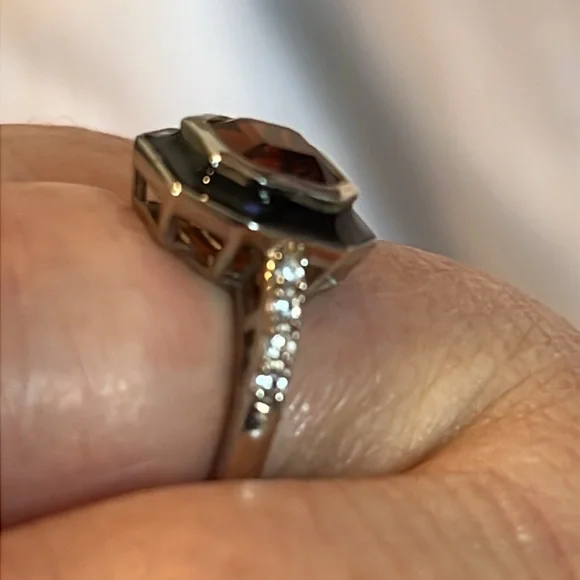 Brazilian Cherry Citrine & Natural White Zircon Enameled Ring 💍 Size 5.75-6 NWOT